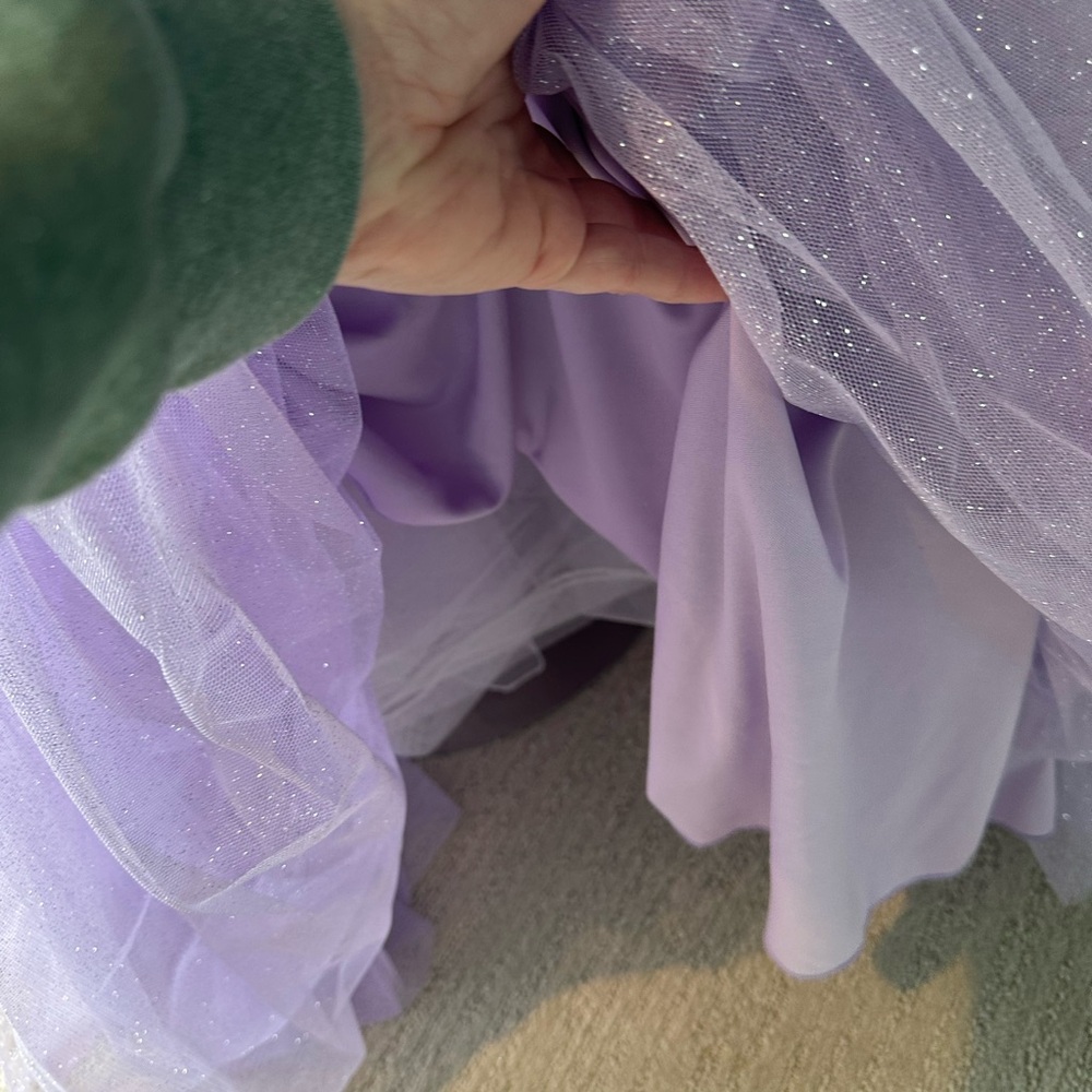 Windsor Lilac Lace Dress - Picture 3 of 5